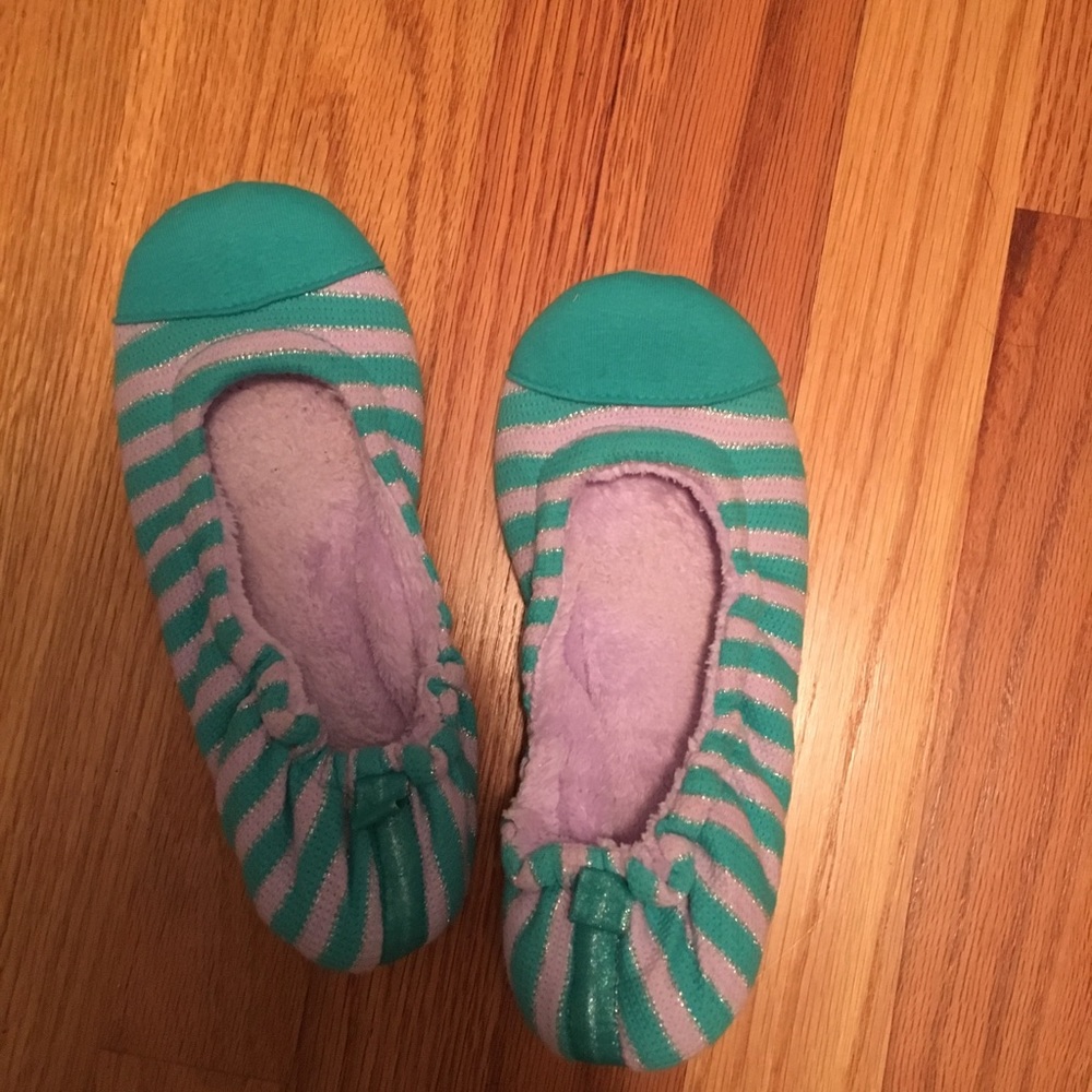 VS slippers